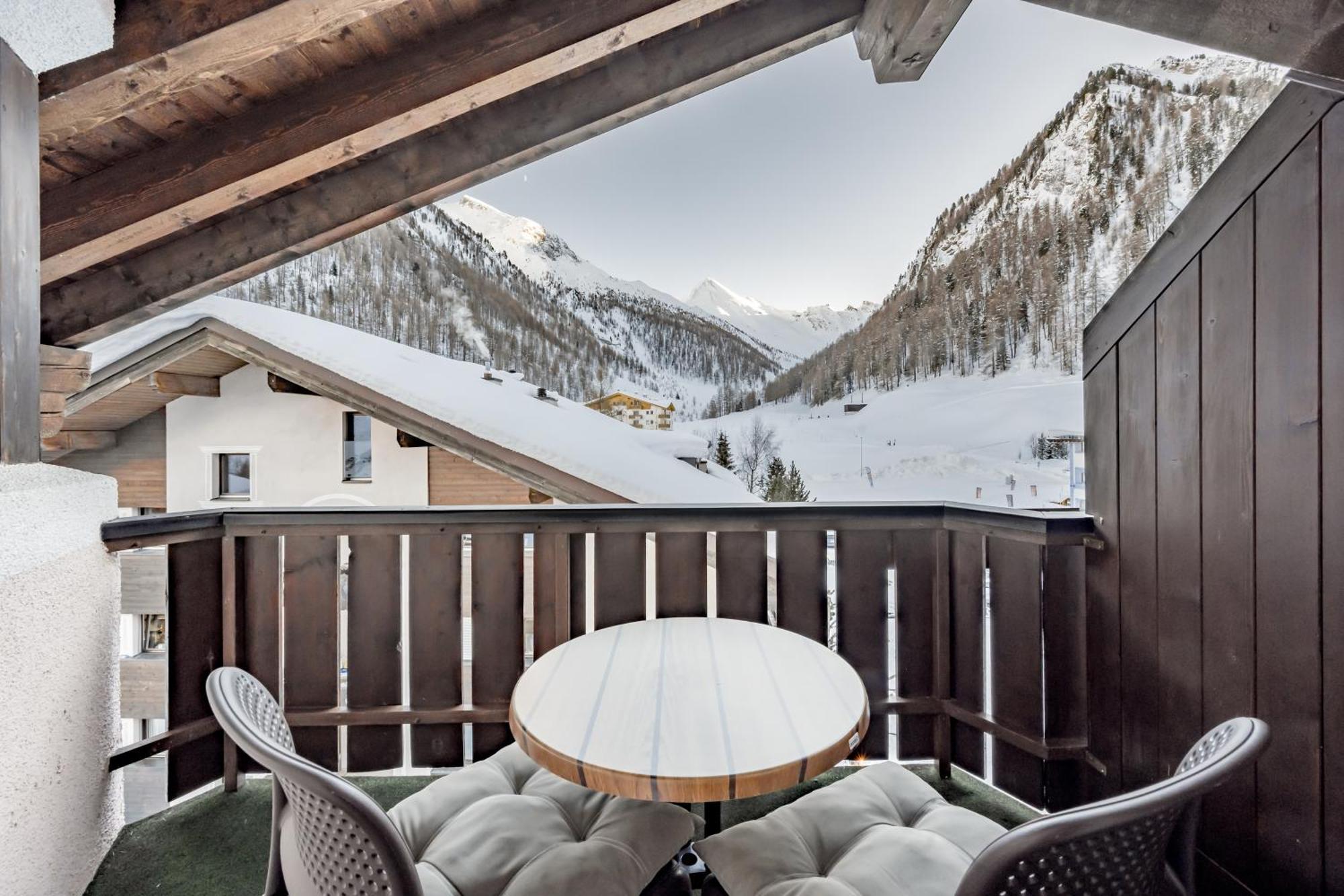 Hotel Silvretta & 4*