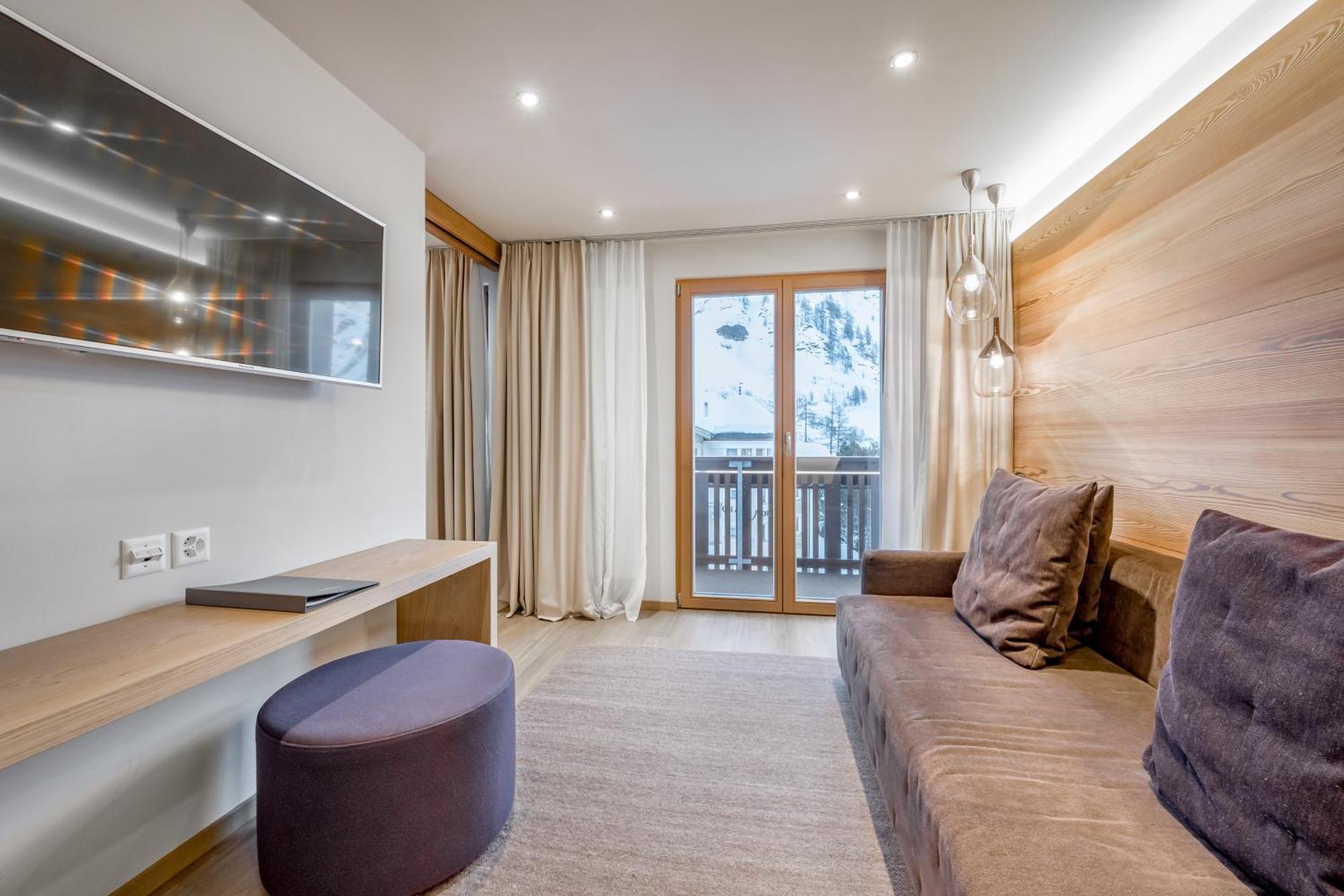 Silvretta & Hotel 4*